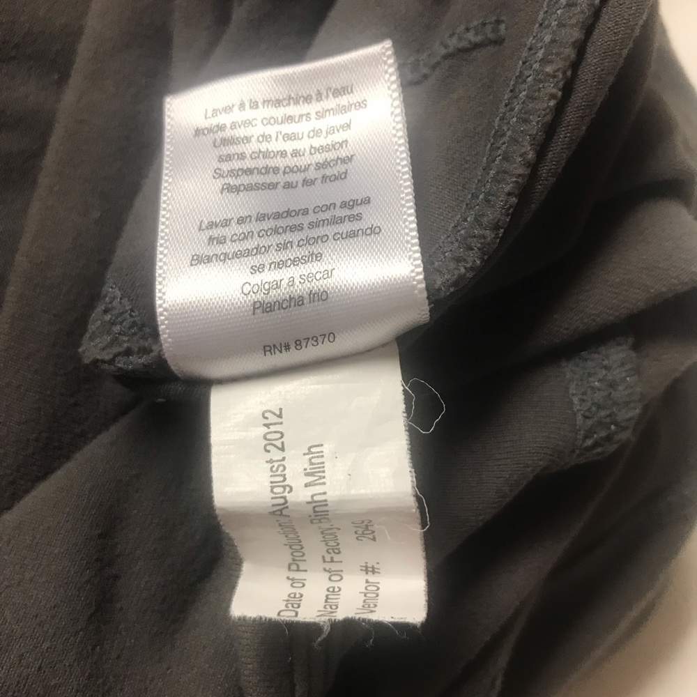ALO YOGA Pants leggings -Gray Size none measurements In the Photos - Picture 14 of 14